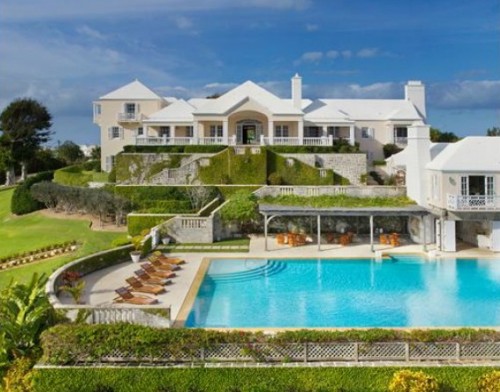 Historic Bermuda Estate on Grape Bay Beach Overlooking a Pool