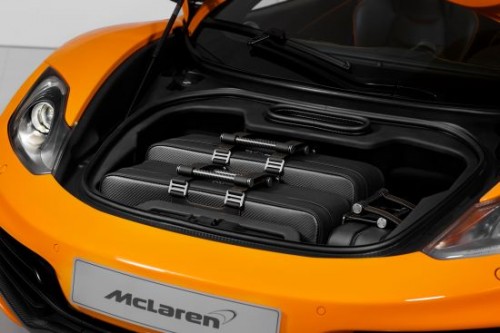 mclaren_luggage_set_zvqde