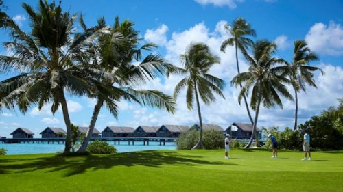 the_shangri_la_villingili_9_hole_golf_course_vzr6a